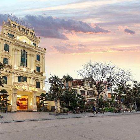 Cẩm Bình Hotel Quảng Ninh Ngoại thất bức ảnh